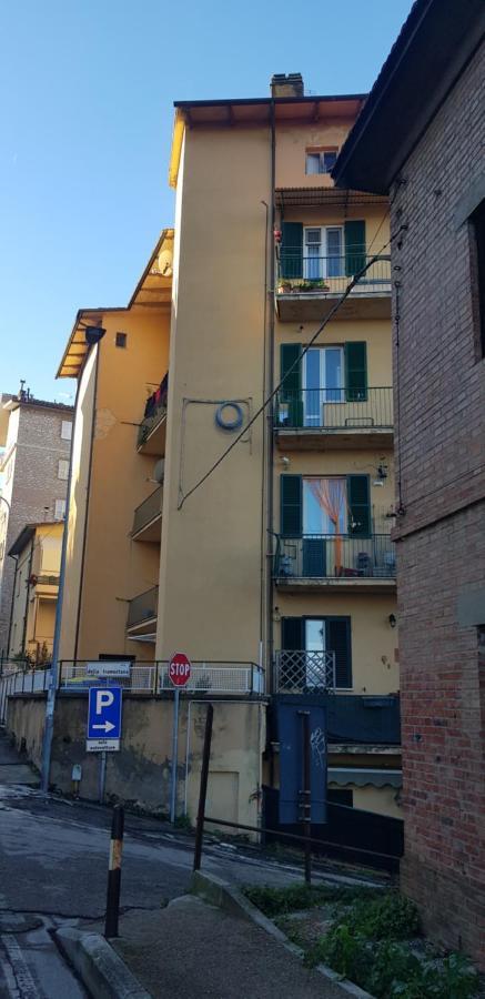 Vicino Di Centro E Universita Stanza Con Balcone Perugia Exteriör bild