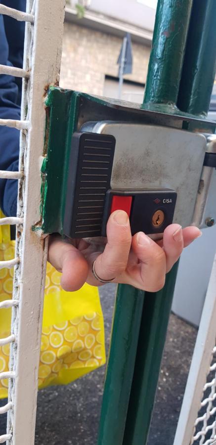Vicino Di Centro E Universita Stanza Con Balcone Perugia Exteriör bild